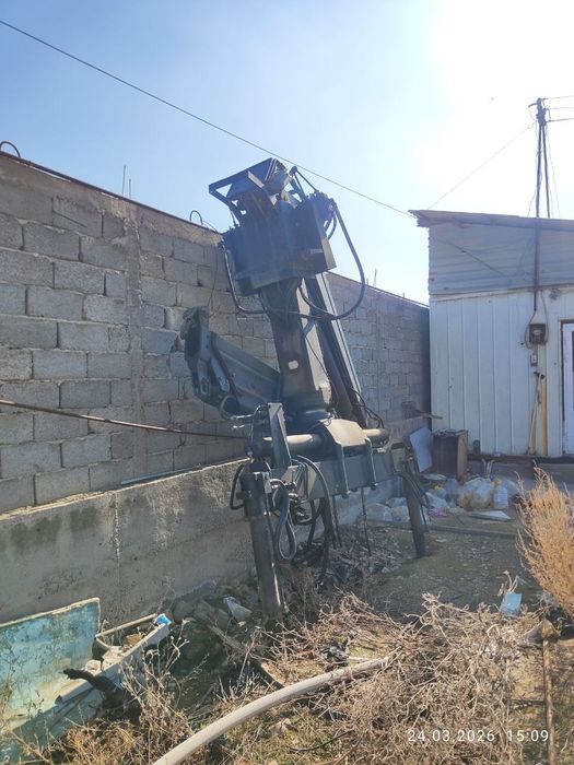 Манипулятор сотилади хиаб 100.. Холати яхши