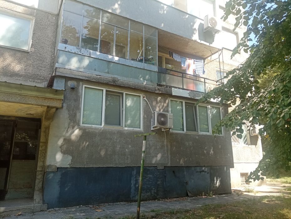 Продава гарсониера в Русе