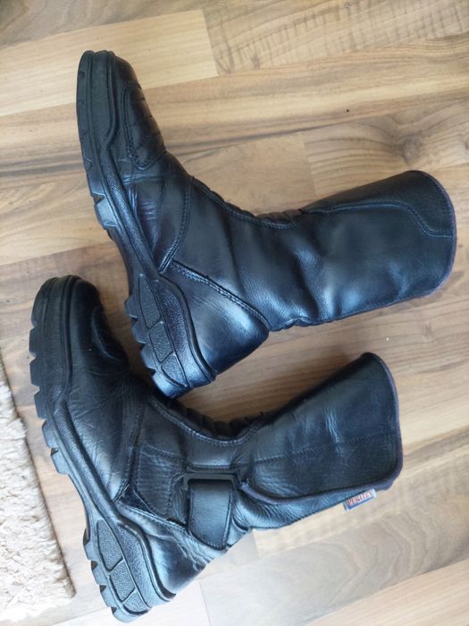 Cizme moto din piele,Tour dry,marime 40,stare ok