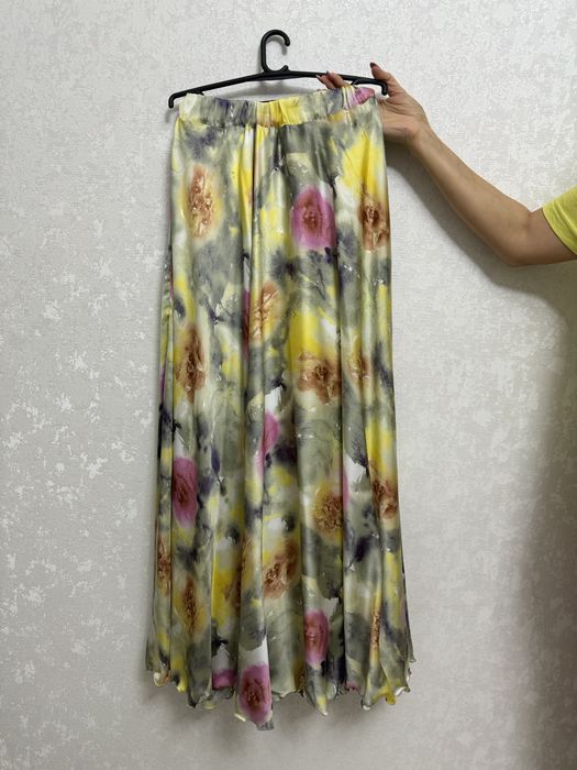 Продам два платья