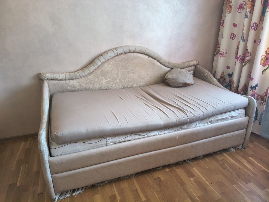 Отдам даром кровать