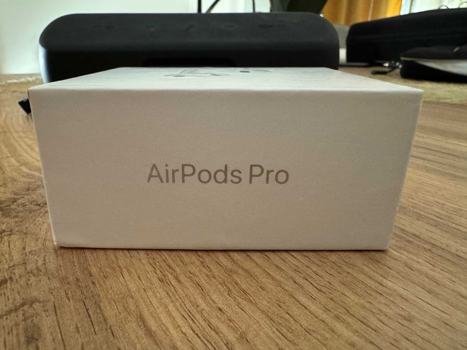 Apple AirPods Pro 3 – de vânzare