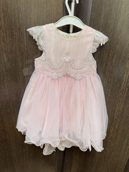 Платья нарядные на девочку