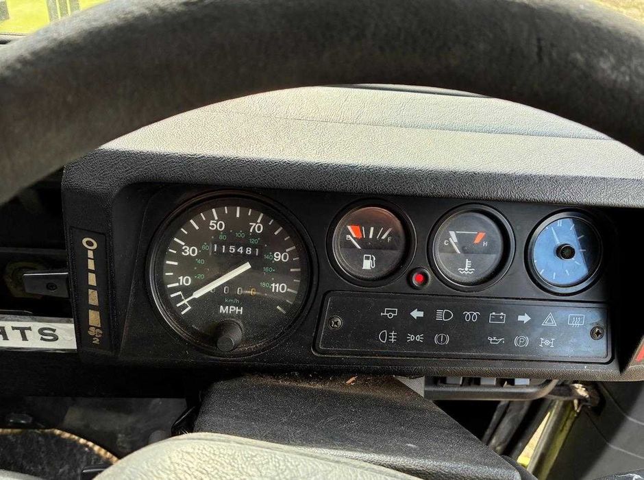 Land Rover Defender 1998