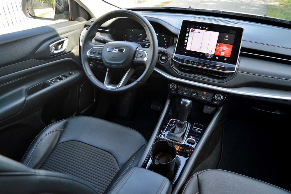 JEEP Compass 4XE An 2022 Hibrid Plug-In 240cp motor 1.3 + Electric