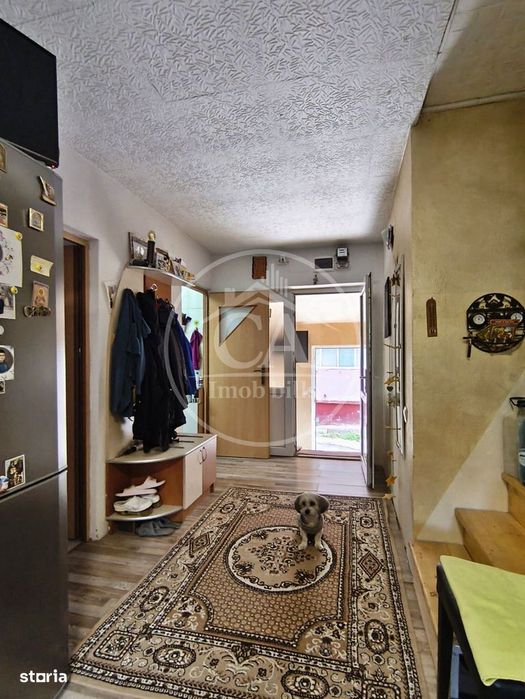 Apartament cu 2 camera la curte comuna de vanzare Central, Oradea