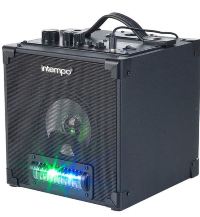 Караоке с микрофон ,тонколона,високоговорител с Bluetooth