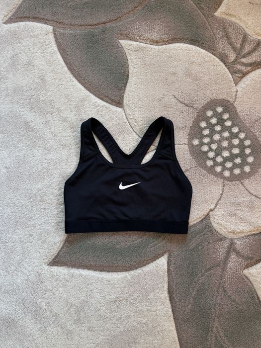 Дамско бюстие Nike