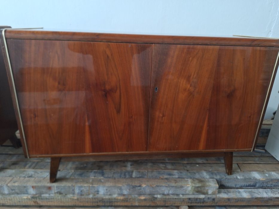 Мебель сотилади арзонга бервораман