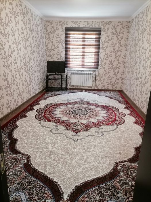 4 mikrarayondan oylaga ijaraga beriladi 3 xonali 11  maktab oldida