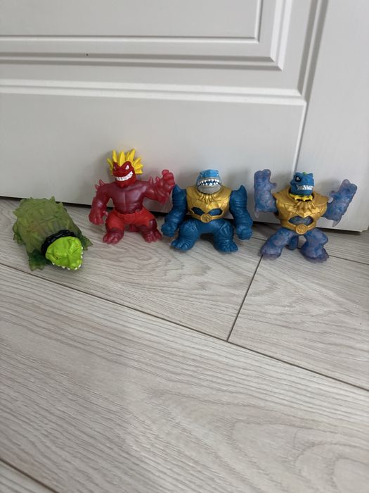 Продам детские игрушки