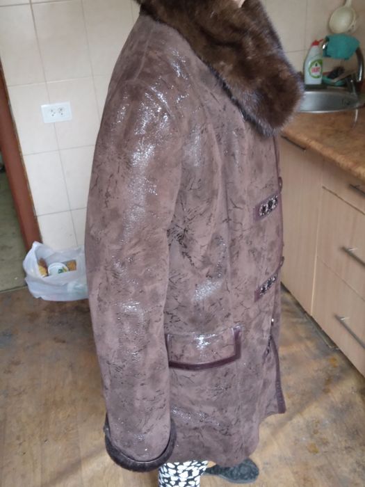 Продам дублёнку.