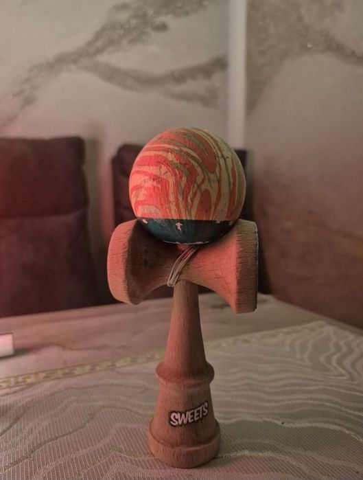 Vând kendama sweets prime 2018