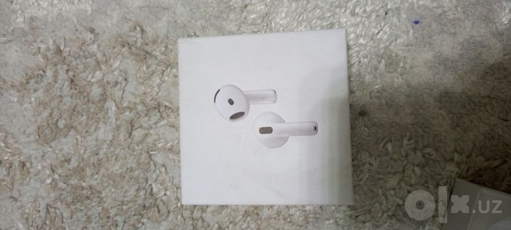 AirPods 4 продаю