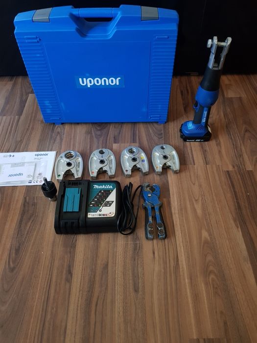 Presă de sertizat Uponor Mini 2 impecabilă