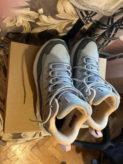 Дамски зимни обувки за преходи Merrell Thermo Chill 2 MID WP