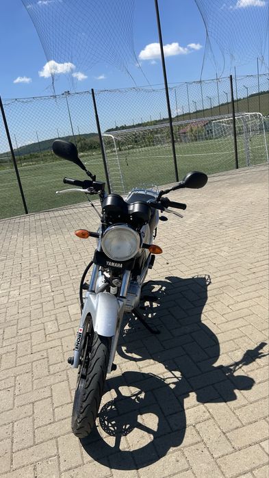 Vând Yamaha YBR 125