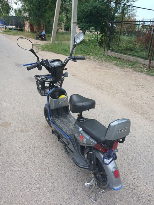 Скутер сатылады SK8