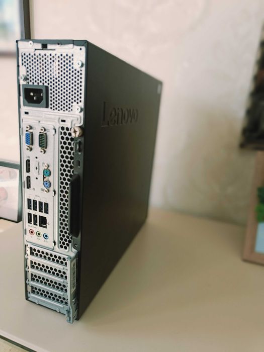PC  Lenovo 8GB Ram  ThinkCentre M800 Компютър