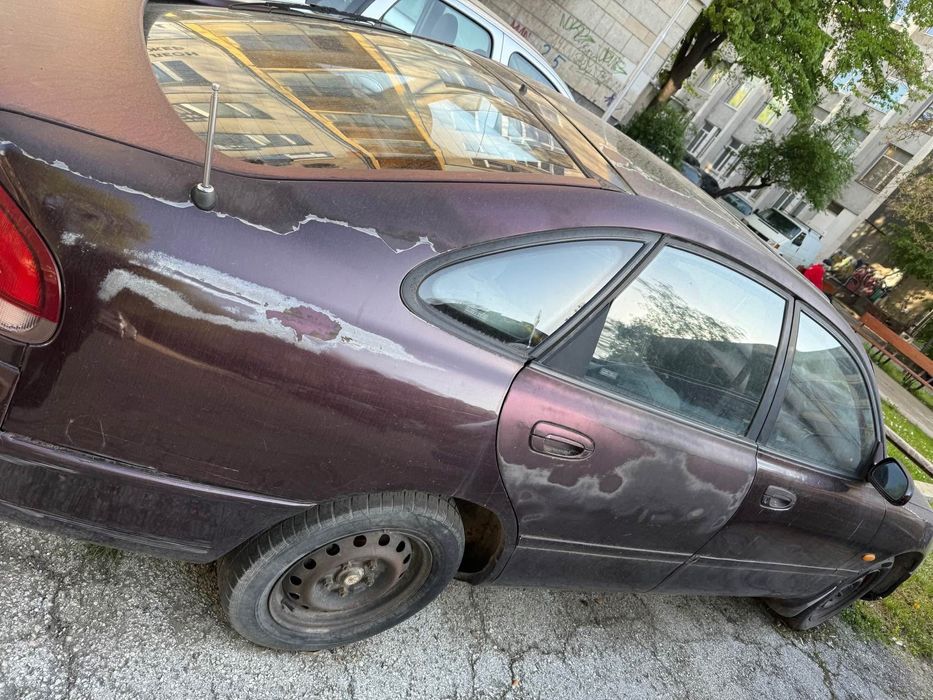 Mazda 626 1.8 бензин – за части или донор