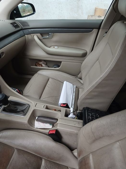 AUDI A4 2002 — imagine 4