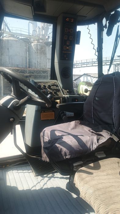 Трактор JCB  HMV 2135