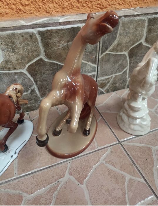 Bibelouri cal cai