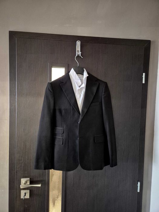 Официален костюм за дете