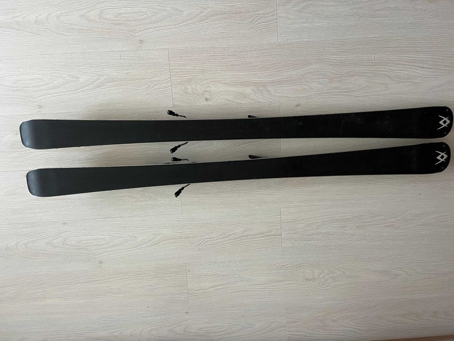 Женски Ски Volkl 147