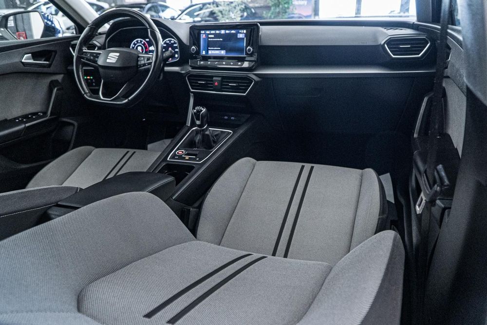 Seat Leon 2021 benzină, 10.740 € — imagine 2