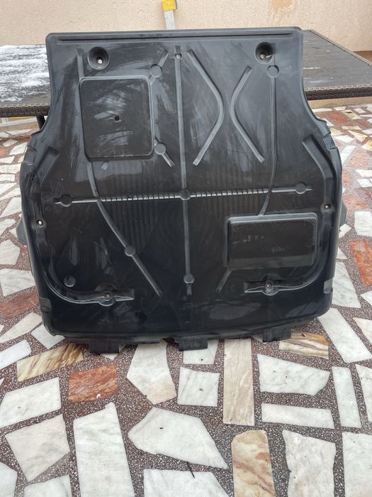 Scut Motor plastic VW Transporter T5 Original 2003-2017