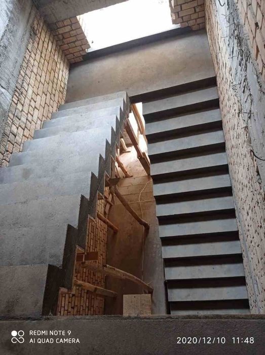 Sifatli beton zinalar