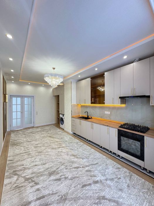 ПРОДАЁТСЯ КВАРТИРА В ЖК NAVASTROYKA Sebzor, улица Нурафшон  4/8/11