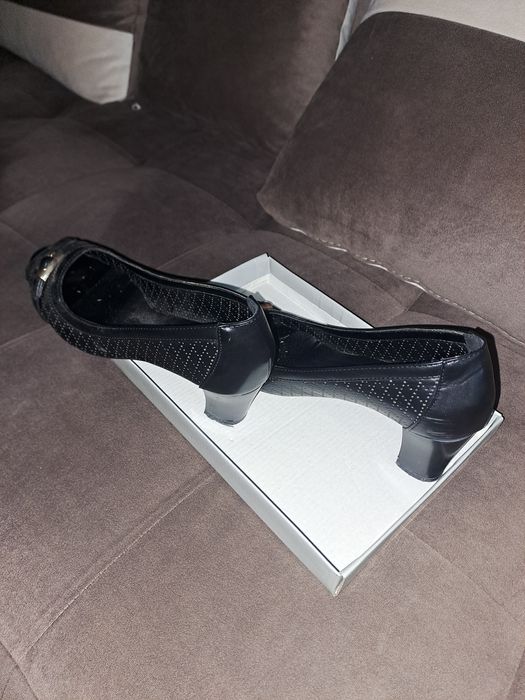 Елегантни обувки