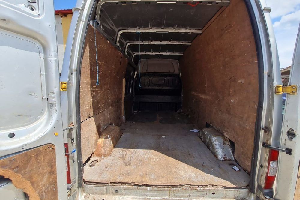 Usi spate Ford Transit 2.4 Euro 4