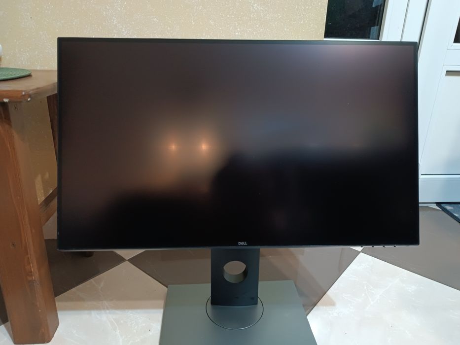 Monitor Dell U2518D