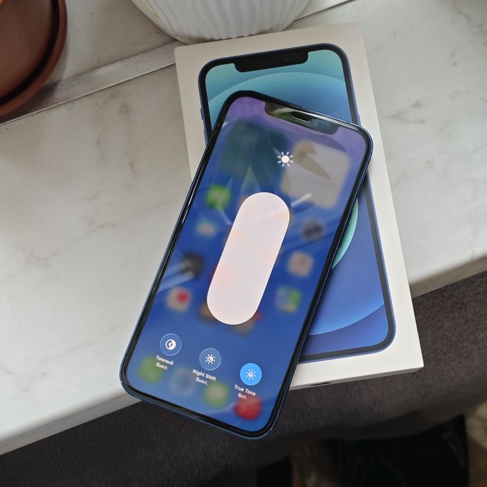 Продам iPhone 128gb