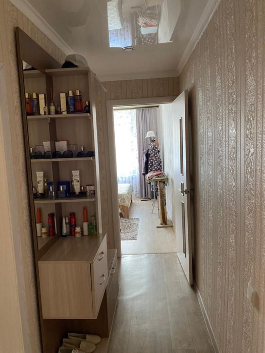 Продам трехкомнатную квартиру