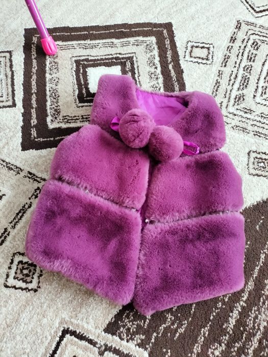 Продам детскую верхнюю одежду.