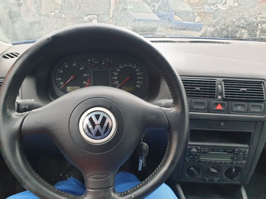 Фолксваген Голф 4 1.6 16v на части