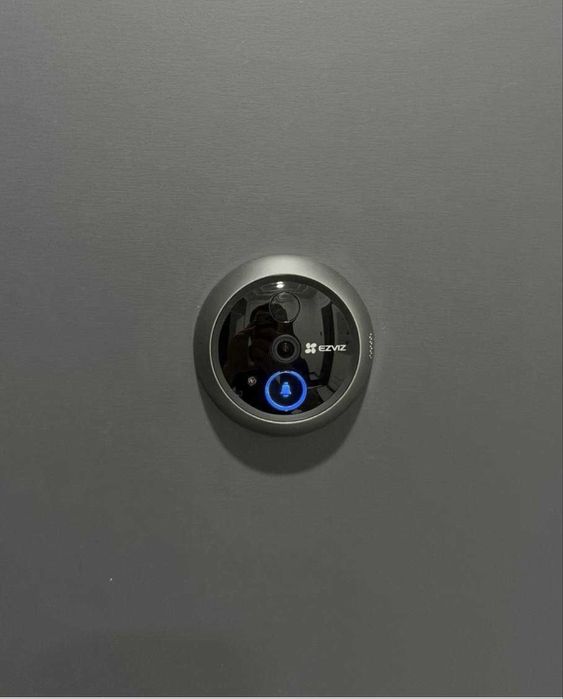 Ezviz EP4 4K(8MP) | Видеоглазок с сенсорным экраном 5,5 дюйм