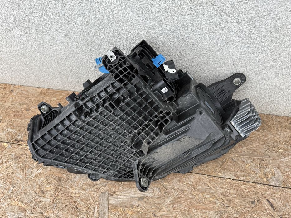 Far dreapta Mercedes EQS SUV W296 X296 Full LED Digital Light Original
