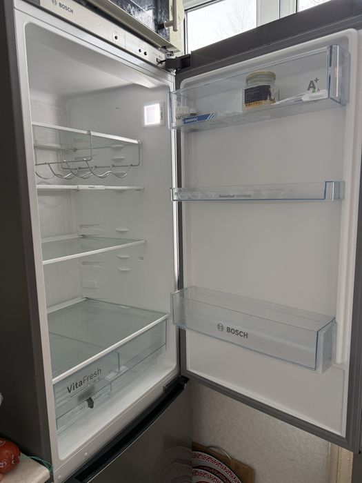 Продам Холодильник от Bosch