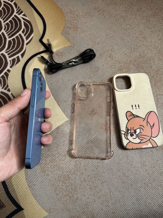 Продам телефон Айфон 13 128Gb/98
