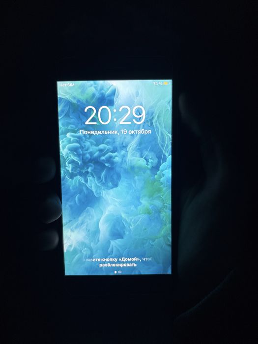 iPhone 6s plus продаю