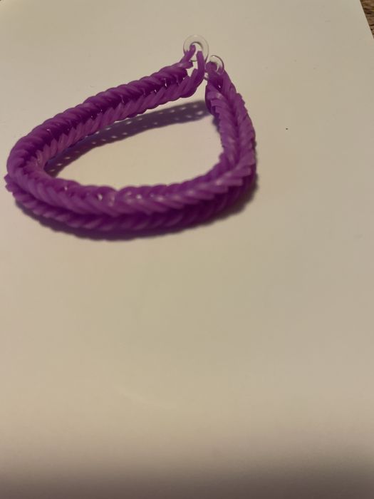 Плетени гривнички