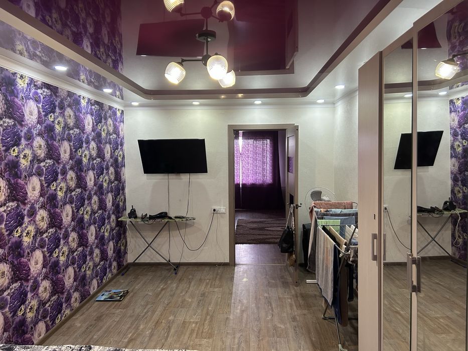 Продается двухкомнатная квартира на микрорайоне 1 а