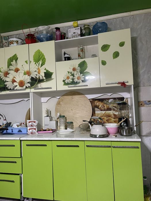 Продам кухонный гарнитура