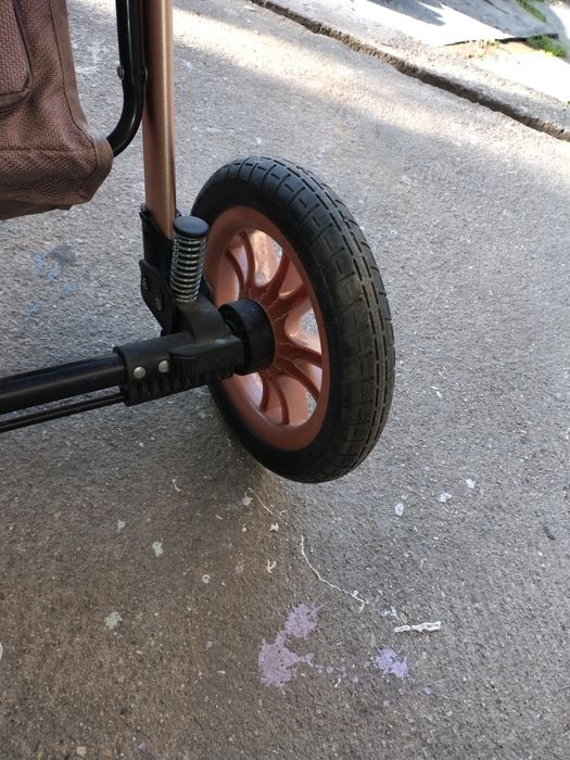 Продам коляску для детей