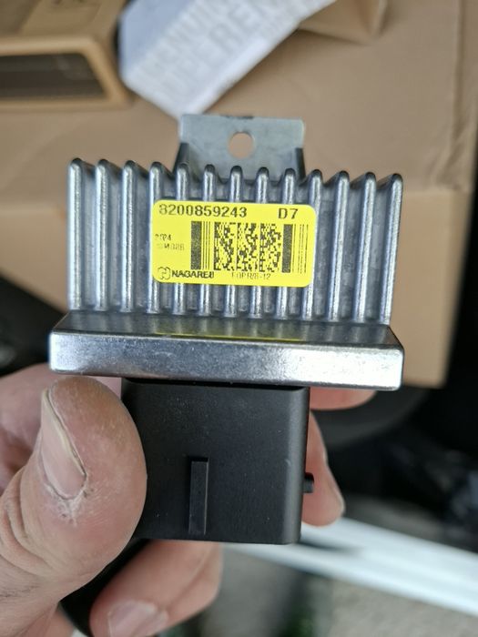 Реле подгревни свещи за Nissan Qashqai J10 1.5 2.0 DCI